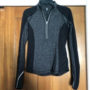 Lululemon quarter zip, Size 6
